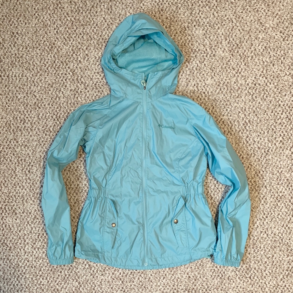 Columbia light blue shell size S